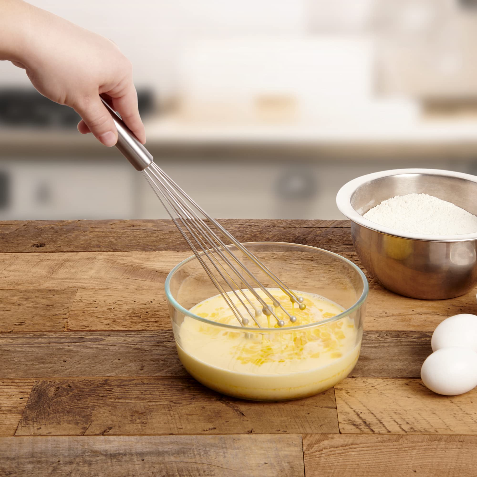 Tilsæt våde ingredienser